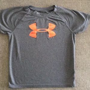 Under Armour T
